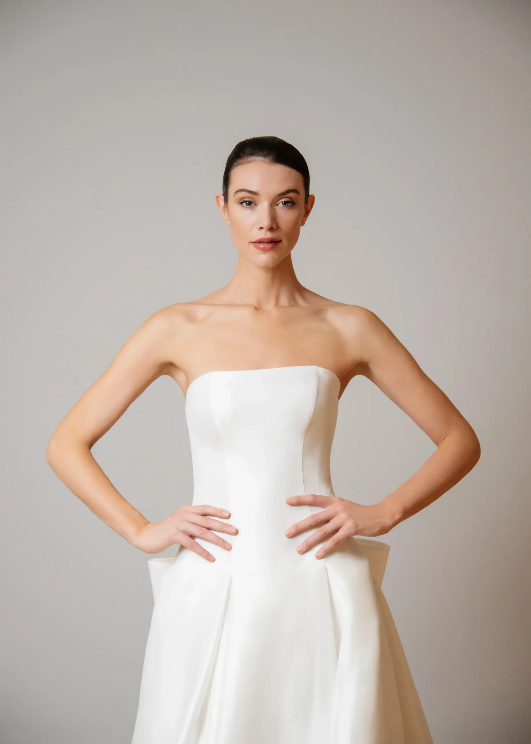 How to Accessorize Your Wedding Dress Like a Stylist Image