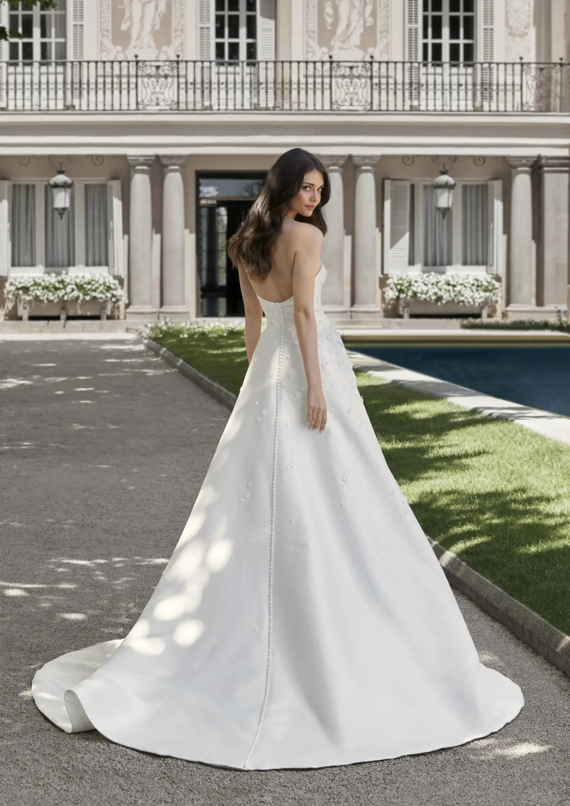 How to Choose the Perfect Wedding Dress for Your Body Type. Desktop Image