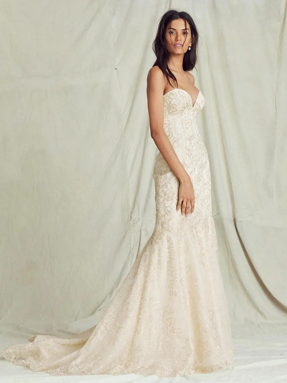 HANNA | Carousel Collection by Kelly Faetanini