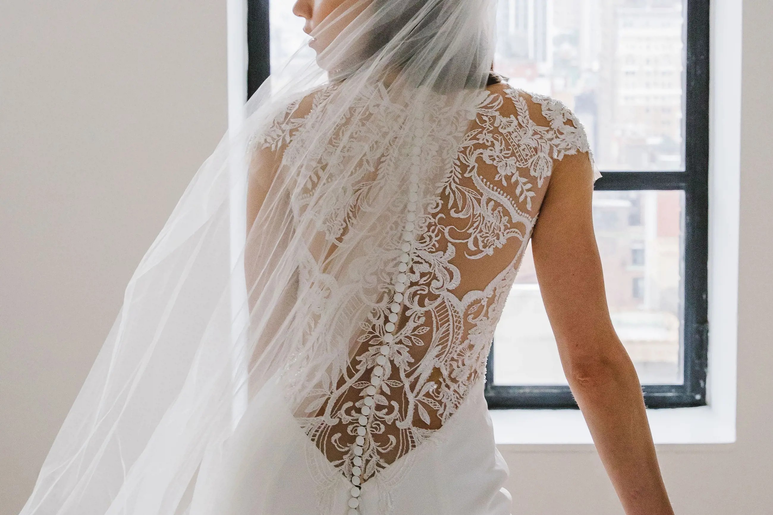 7 BEST SHORT SLEEVE WEDDING DRESSES OF 2020 Image