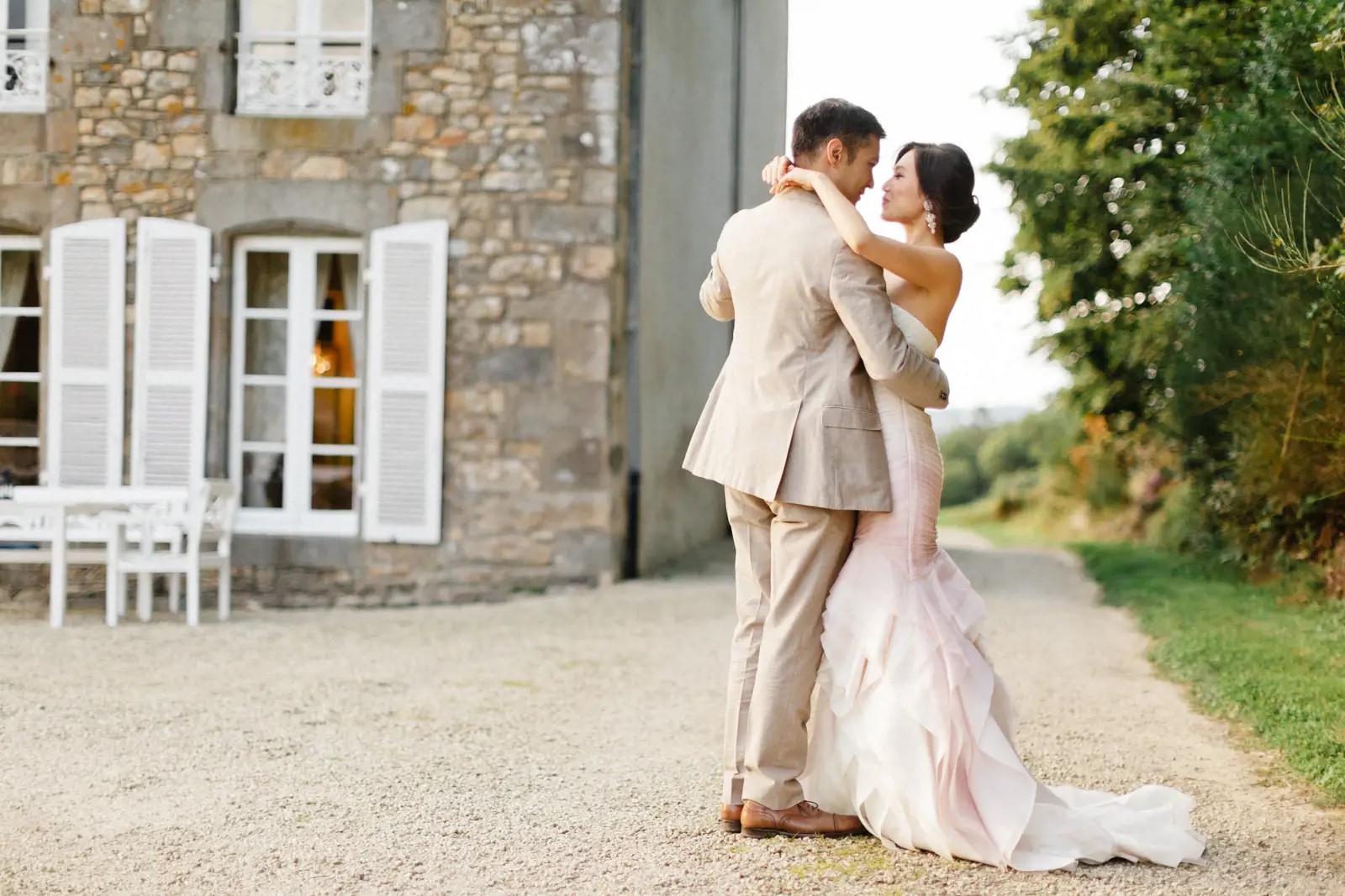 FRENCH INSPIRED WEDDING GOWN PAIRINGS Image