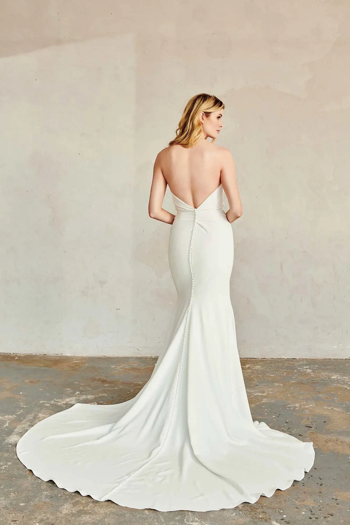 Gallery Image #slidesGrid1