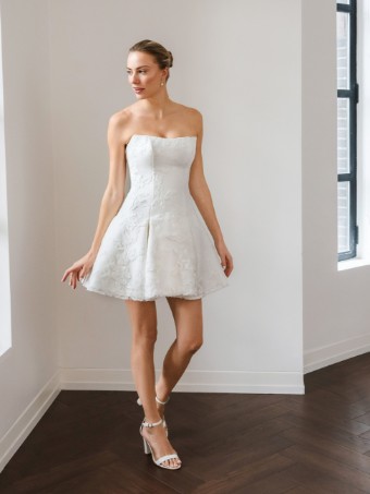 Kelly Faetanini Sabine $0 default thumbnail