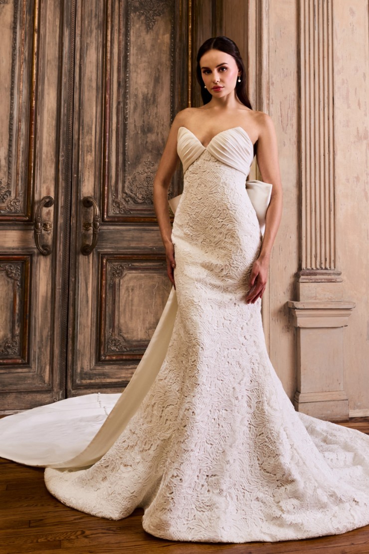 Kelly Faetanini Adriana #0 default picture