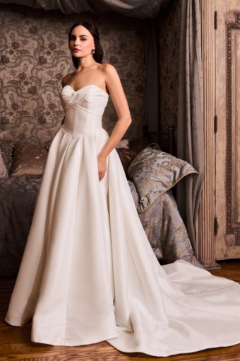 Kelly Faetanini Daniela $0 default thumbnail