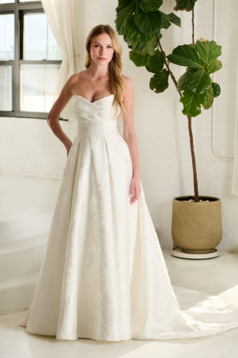 Liv by Kelly Faetanini Claire $0 default thumbnail